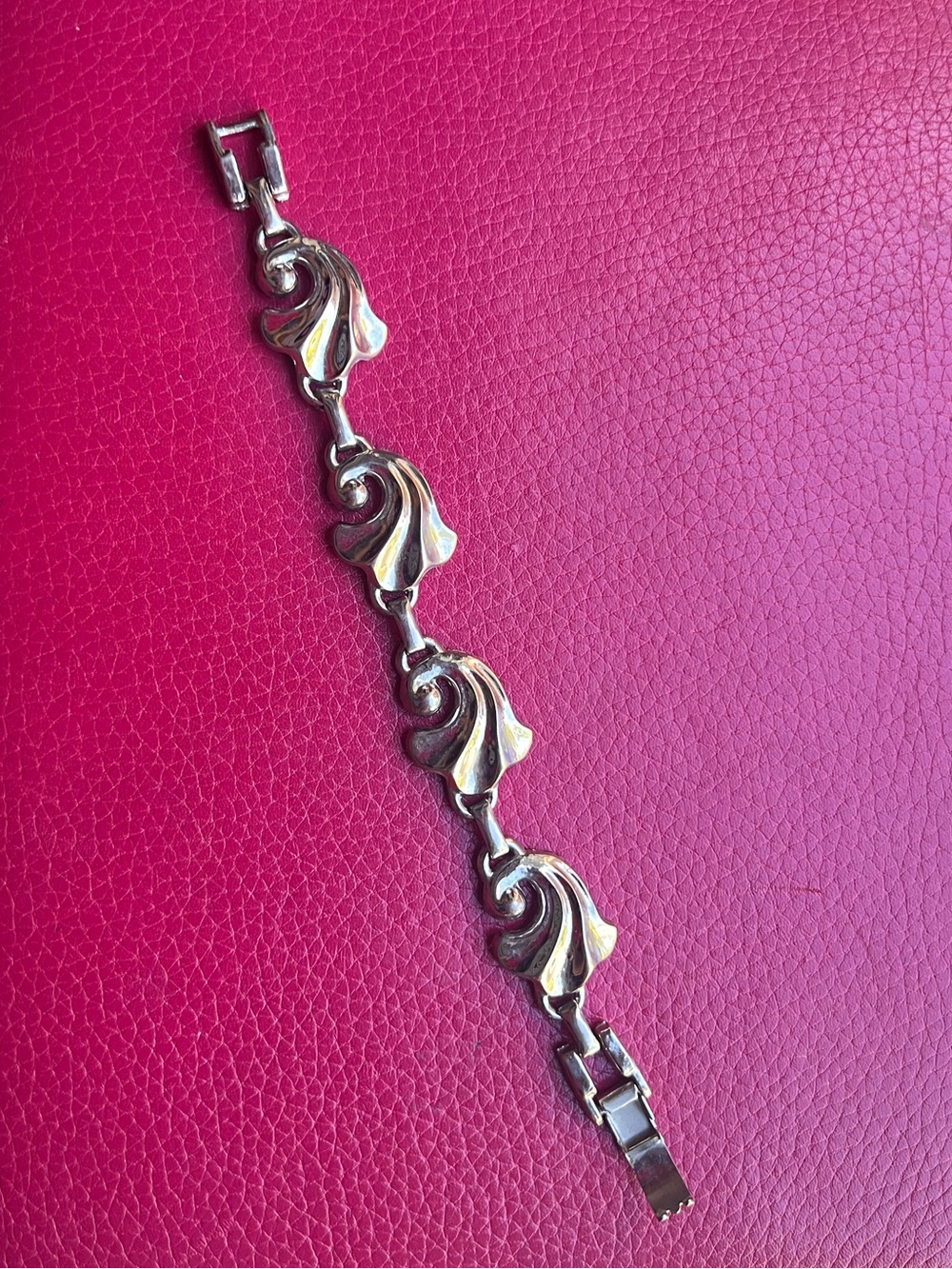 Vintage Silver-Tone Scroll Link Bracelet, Fold-Over Clasp, 7"